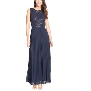 PATRA Embellished Metallic Lace Pleated Gown with Jeweled Waistband Sz 6 Navy‎